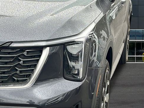 New 2025 Kia Sorento EX w/ Panoramic Sunroof Package image 4