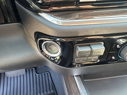 New 2026 Chevrolet Silverado 1500 LT w/ LPO, Dark Essentials Package AWD/4WD image 26