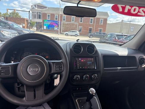 Used 2017 Jeep Patriot Sport w/ Power Value Group FWD image 13