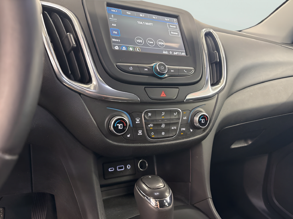 Used 2019 Chevrolet Equinox LT FWD image 19
