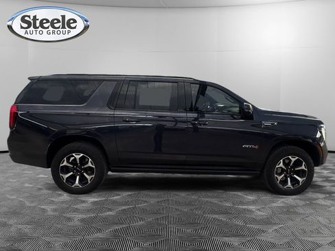 Used 2025 GMC Yukon XL AT4 w/ AT4 Premium Plus Package AWD/4WD image 6