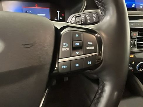Used 2024 Ford Escape Active AWD/4WD image 16