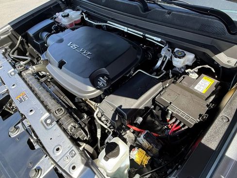 Used 2021 Chevrolet Colorado LT w/ LT Convenience Package image 23