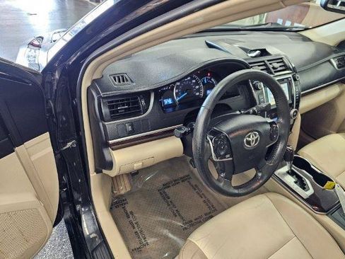 Used 2013 Toyota Camry XLE FWD image 8