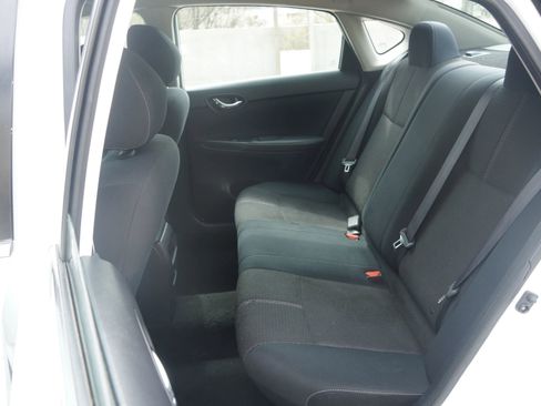 Used 2017 Nissan Sentra S image 31