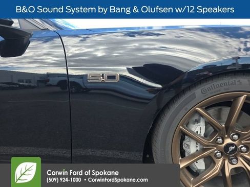 Used 2025 Ford Mustang GT Premium RWD image 4