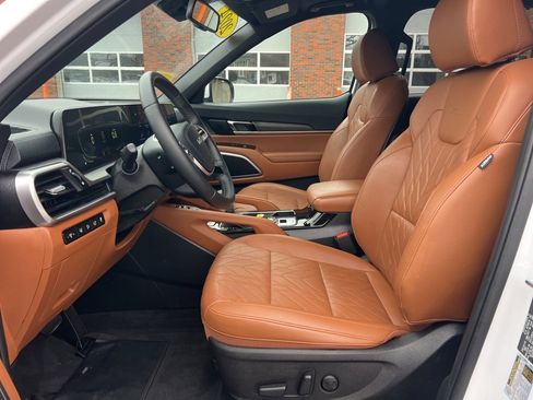 Used 2024 Kia Telluride EX X-Line image 12