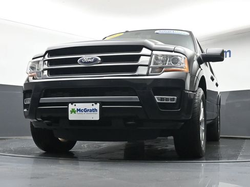 Used 2017 Ford Expedition EL Limited w/ Equipment Group 301A AWD/4WD image 6
