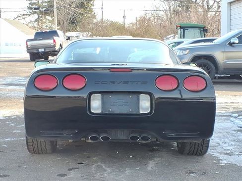 Used 2001 Chevrolet Corvette Base w/ Preferred Equipment Group2 image 4
