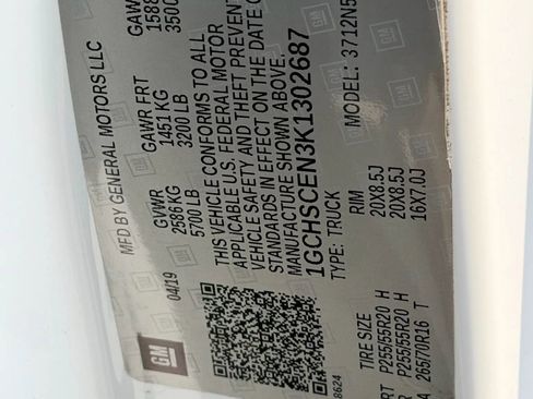 Used 2019 Chevrolet Colorado LT w/ Colorado RST Special Edition image 4