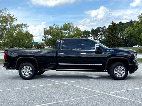 New 2024 Chevrolet Silverado 3500 High Country w/ Technology Package image 25
