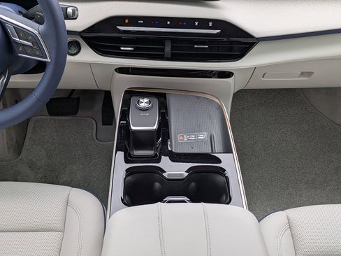 New 2026 Buick Enclave Avenir FWD image 20
