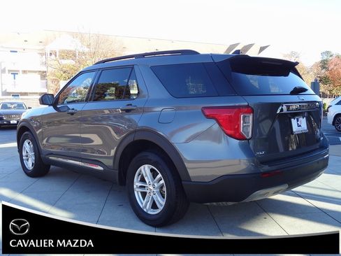 Used 2023 Ford Explorer XLT w/ Equipment Group 202A image 6