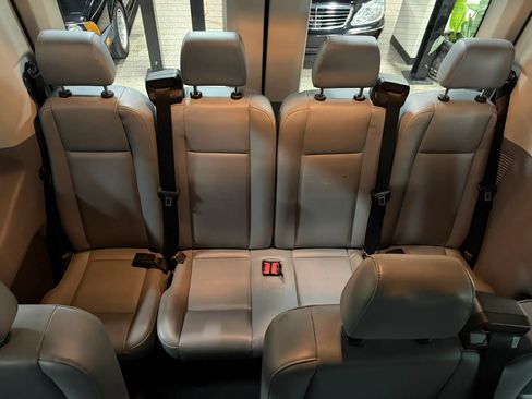 Used 2016 Ford Transit 350 XL RWD image 46