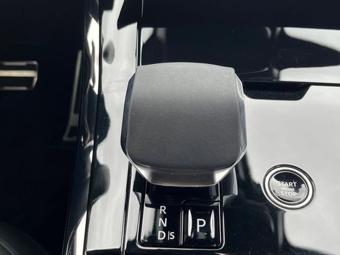 Used 2024 Land Rover Range Rover Sport Dynamic SE image 19