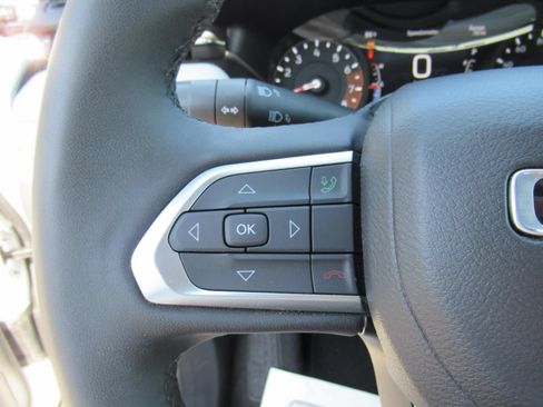 Used 2026 Jeep Compass Limited AWD/4WD image 22