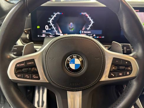 Used 2024 BMW X7 xDrive40i w/ M Sport Package AWD/4WD image 11
