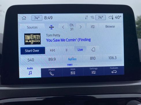 Used 2025 Ford Escape Active image 35