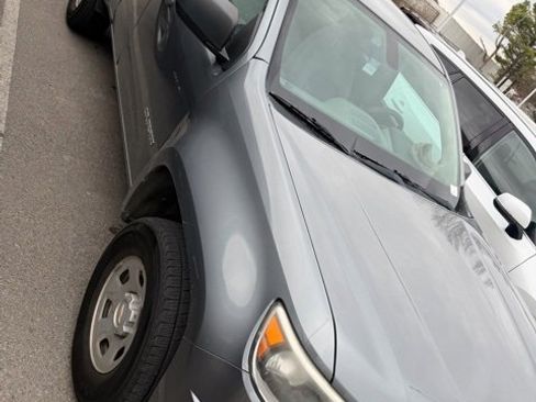 Used 2018 Chevrolet Colorado W/T image 1