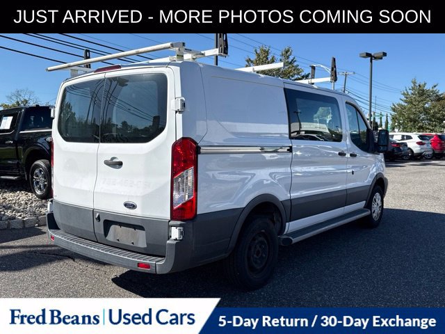 Used 2018 Ford Transit 250 130 Low Roof w/ Exterior Upgrade Package RWD image 9