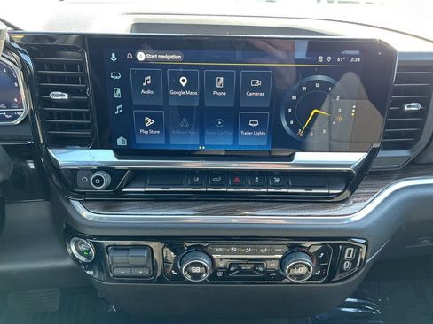 Used 2025 Chevrolet Silverado 2500 LT w/ Convenience Package image 30