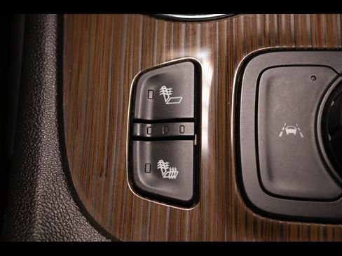 Used 2023 GMC Acadia SLE w/ Driver Convenience Package AWD/4WD image 29