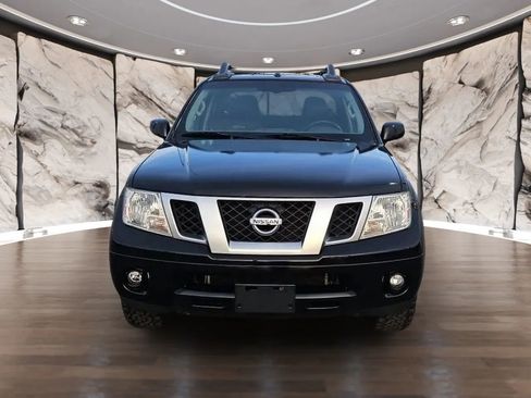 Used 2014 Nissan Frontier PRO-4X w/ Pro-4x Luxury Package image 2