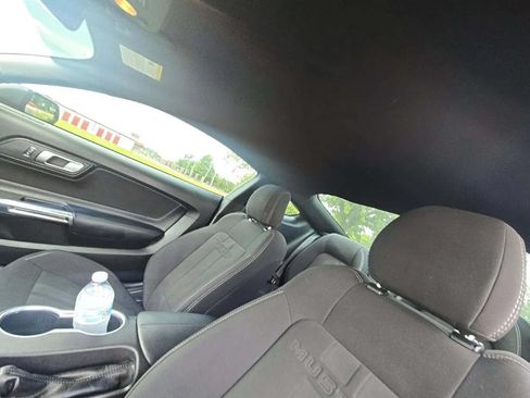 Used 2019 Ford Mustang Coupe w/ Black Accent Package RWD image 41