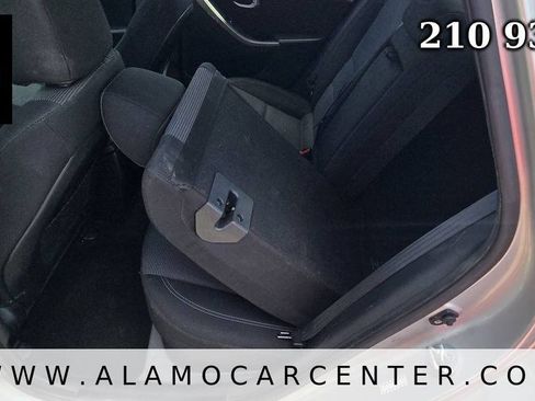 Used 2016 Hyundai Elantra GT FWD image 28