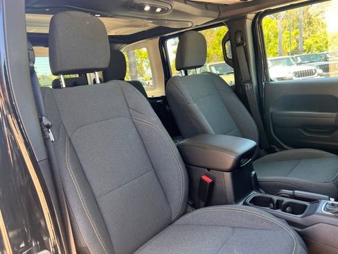 Used 2025 Jeep Wrangler Unlimited Sport S 4xe AWD/4WD image 38