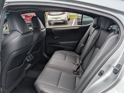 Certified 2024 Lexus ES 300h F Sport FWD image 15