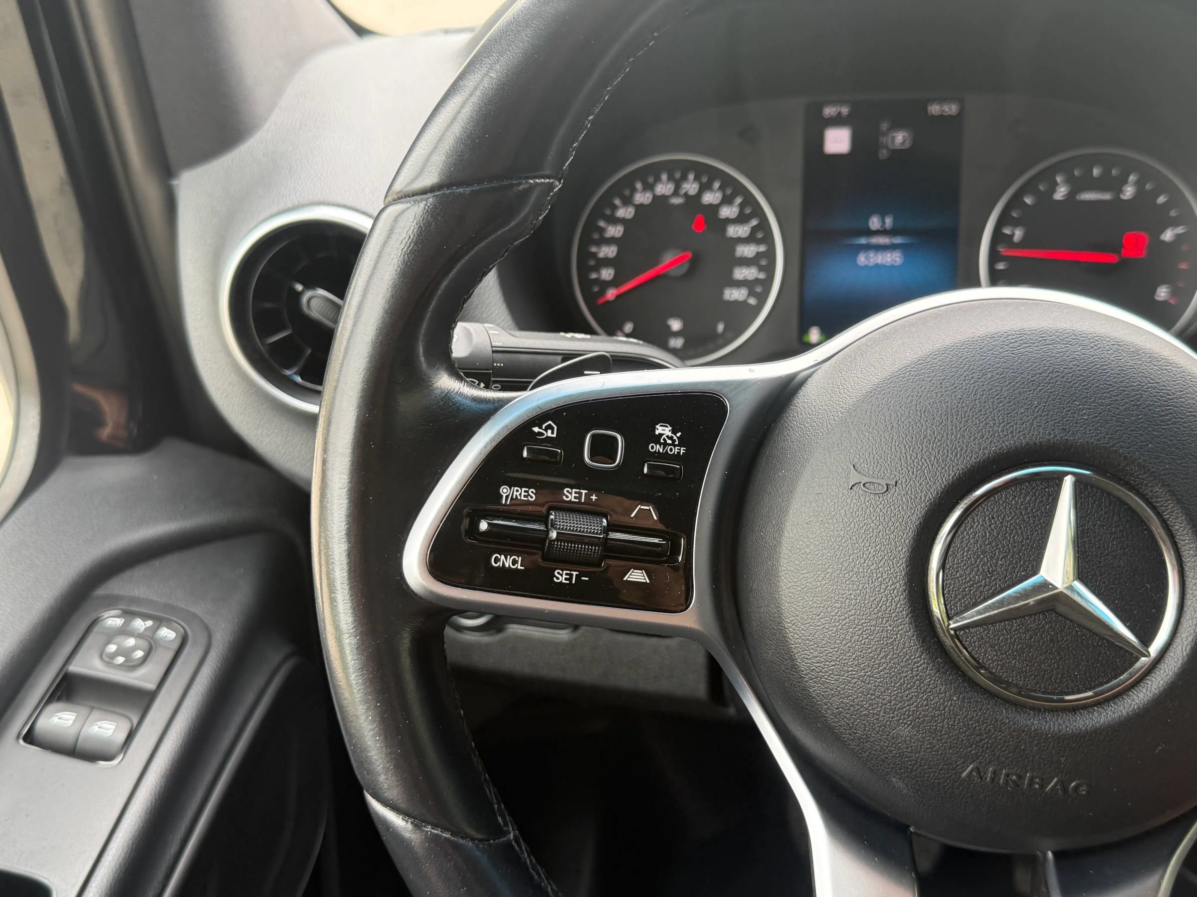 Used 2020 Mercedes-Benz Sprinter 2500 image 33