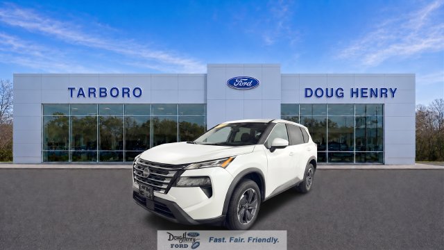Used 2025 Nissan Rogue SV AWD/4WD image 1