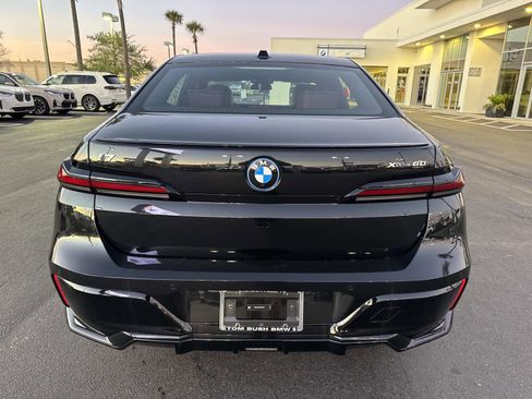 New 2026 BMW i7 xDrive60 w/ Executive Package image 4