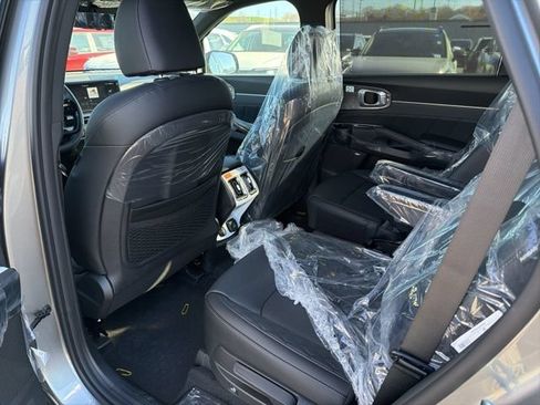 New 2026 Kia Sorento SX Prestige AWD/4WD image 9