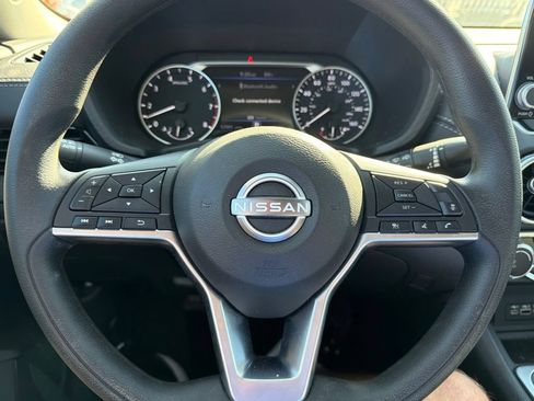 Used 2025 Nissan Sentra SV FWD image 23