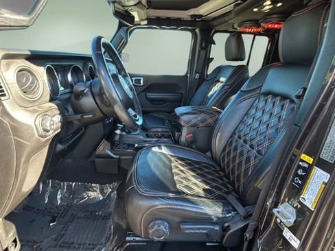 Used 2022 Jeep Gladiator Sport image 18
