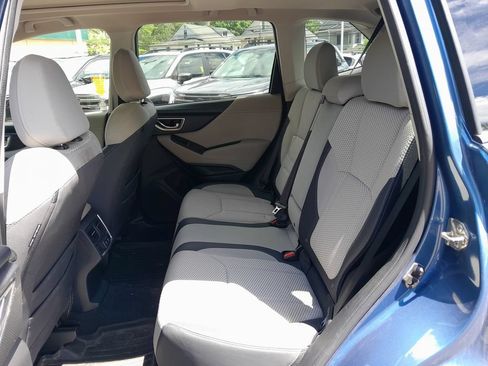 Used 2019 Subaru Forester Premium AWD/4WD image 29