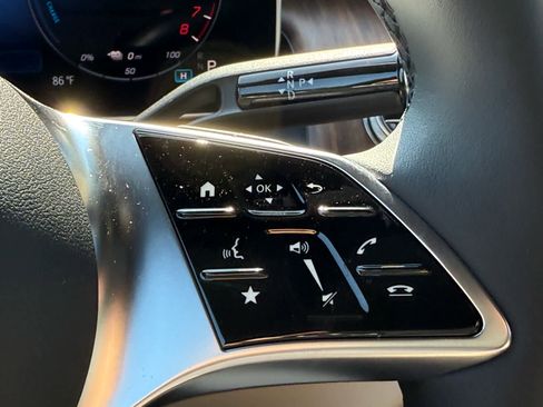 Used 2026 Mercedes-Benz GLC 350e 4MATIC image 20