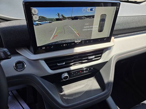 New 2026 Ford Explorer Active RWD image 10