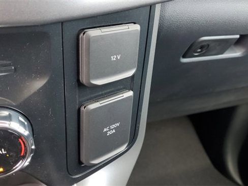 New 2025 Ford F150 XLT w/ Equipment Group 302A MID image 37