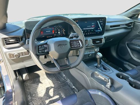 New 2025 Ford Mustang Dark Horse image 6