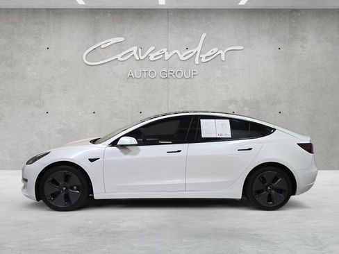 Used 2021 Tesla Model 3 Standard Range Plus image 13