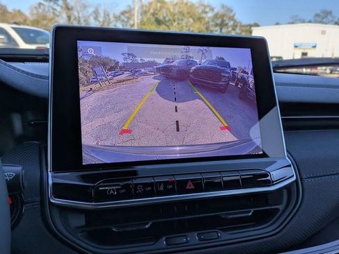 New 2026 Jeep Compass Latitude AWD/4WD image 20