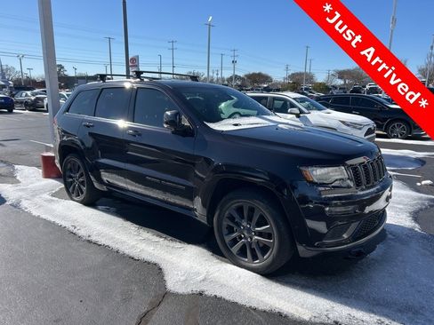 Used 2019 Jeep Grand Cherokee High Altitude image 1