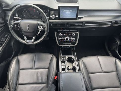 Used 2020 Lincoln Corsair AWD w/ Premium Package image 3