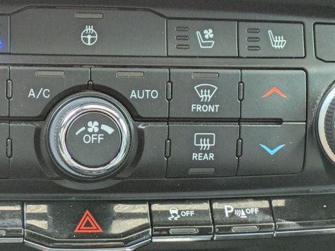 Certified 2023 Dodge Durango R/T AWD/4WD image 26