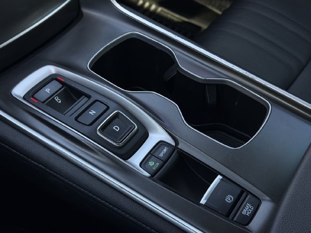 Used 2020 Honda Accord Touring image 19