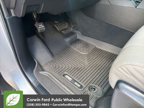Used 2014 Toyota Tundra SR5 w/ SR5 Upgrade Package AWD/4WD image 27