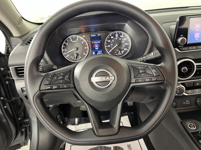 Used 2025 Nissan Sentra S FWD image 17